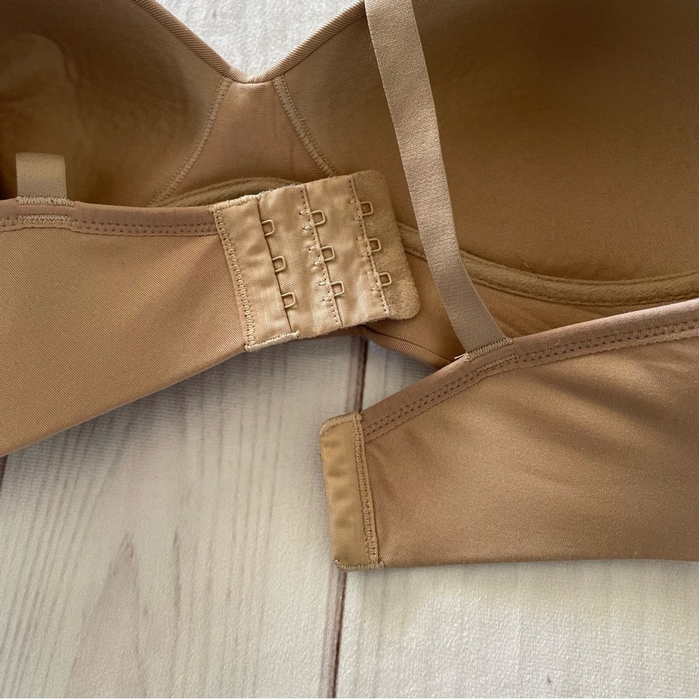 Warners All You Need T Shirt Bra Women’s 34C Tan Wireless Lightly Lined Comfort - Picture 11 of 11